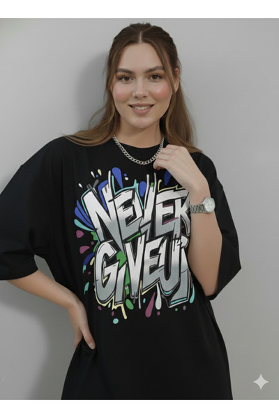 JENOLAN Tricou de damă "NEVER GIVE UP" cu imprimeu graffiti, supradimensionat...