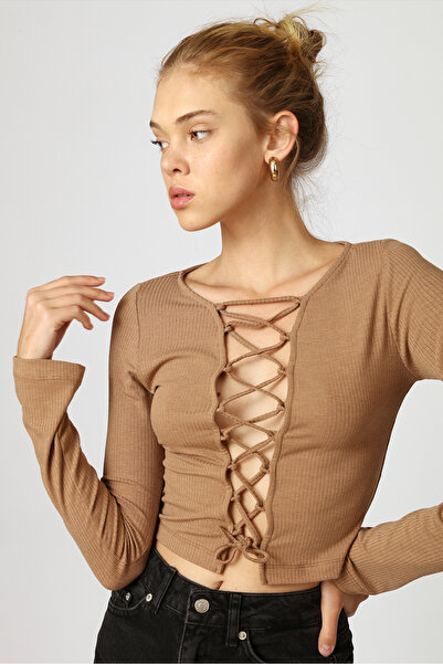 Beyyoglu Önden Bağlamalı Bluz