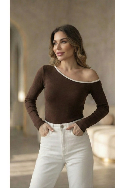 Moda Hour Women's Piped Boat Neck Long Sleeve Combed Cotton Blouse