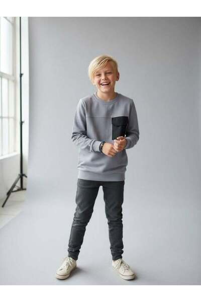 Zekids Boy's Cotton Thin Sweatshirt with Pocket Detail