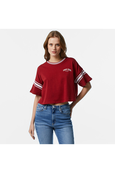 Tommy Hilfiger Tommy Jeans Varsity Kadın Kirmizi T-Shirt
