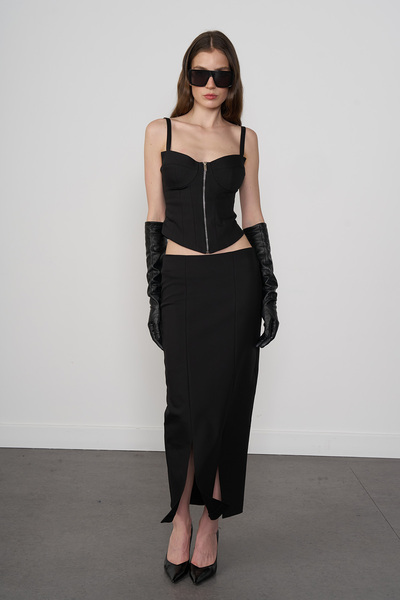 Beyyoglu Yırtmaç Detaylı Kalem Etek