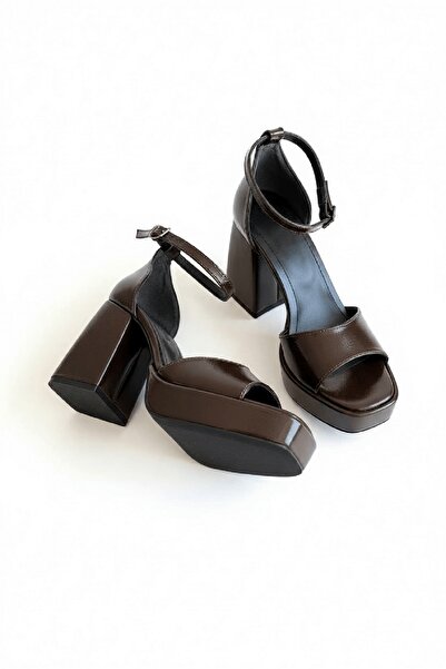 DURUNUN BUTİĞİ Purnes Black Wrinkled Patent Leather (9 cm Heel) Platform Heel...