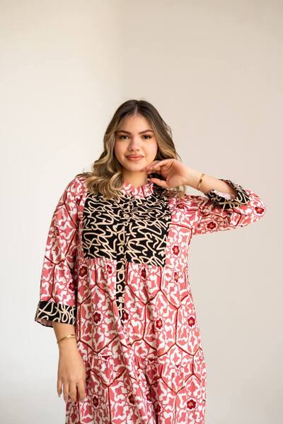 AFandina Elegant jalabiya with a stylish artistic pattern and a relaxed fit t...