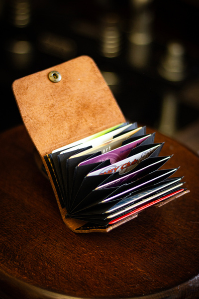 Hi Leather محفظة حامل بطاقات من الجلد الطبيعي مع قسم أكورديون للجنسين