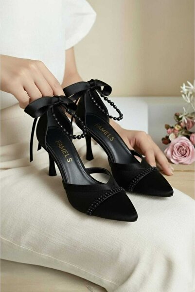 Famels حذاء ميلانو نسائي بكعب 7 سم، أسود من الساتان مع اللؤلؤ والشبك، حذاء سهرة
