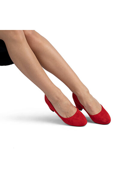 Sofia Store Women's shoes with square heel Cristina