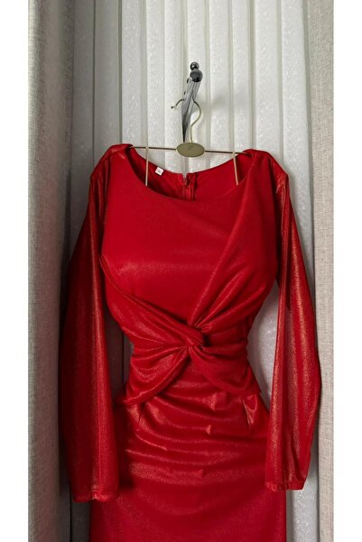 KALDE Red tulle dress with a shimmer and a pleated bodice