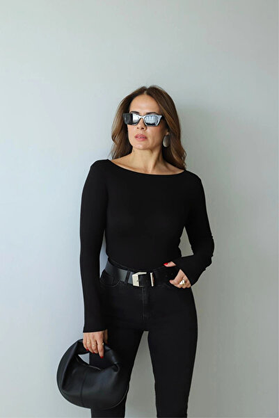 Purple by Banu Black Basic Body