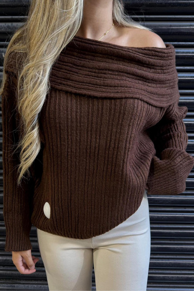 thesunfyre Women's New Season Madonna Collar Ribbed Oversize Tiriko Sweater