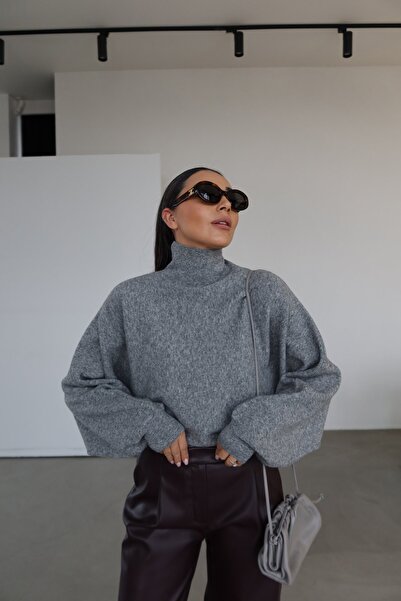 Özge Özgenç Wool Blend Mock Neck Batwing Sleeve Sweater