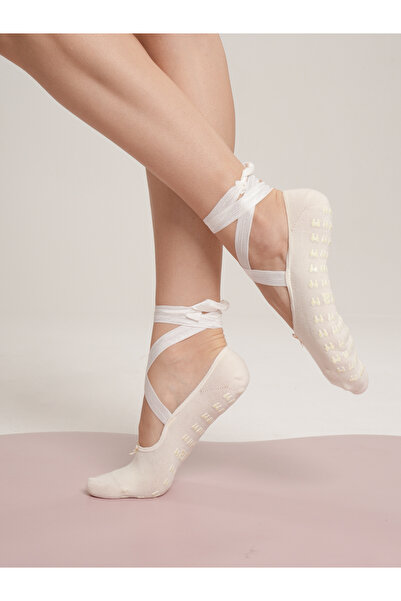 Loova Ballerina Vanilla Kurdeleli Babet Kaydırmaz Pilates Yoga Çorabı