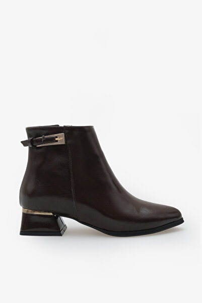 İNNABUTİKK حذاء نسائي يومي من Velora - بني مجعد