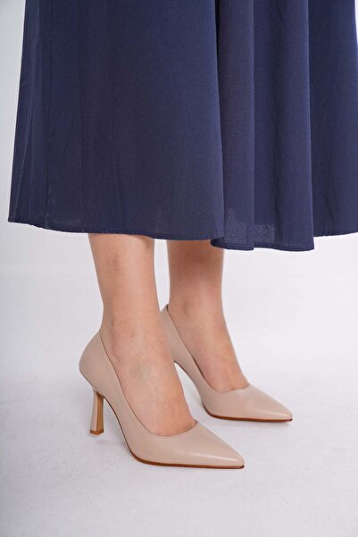 nuvilo حذاء نسائي بكعب رفيع 8.5 سم بمقدمة مدببة