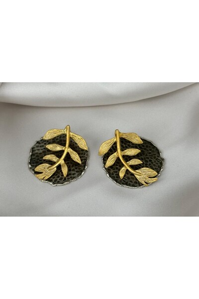 ZS Aksesuar Steel Earrings with Mountain Flower Detail