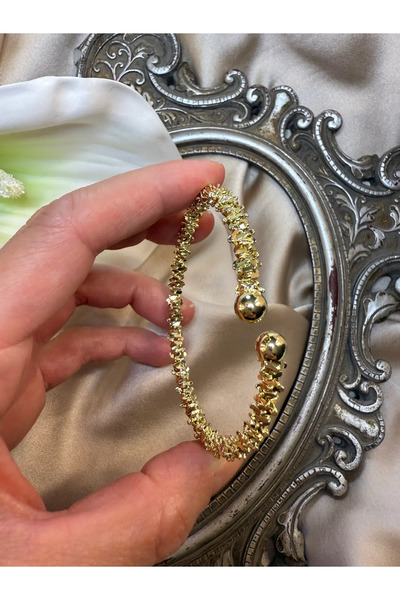 STAİNLES Geometric Cut Sparkling Adjustable Cuff Bracelet