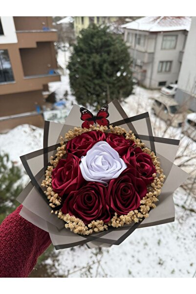 BUKET DÜNYASI 7 li Solmayan Gül Buketi BORDO GÜL ORTASI BEYAZ - DIŞI SİYAH - ...