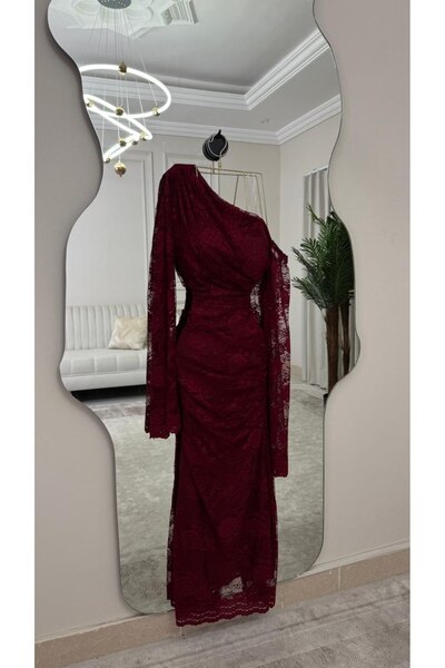 Sondos Fashion One-shoulder lace evening dress