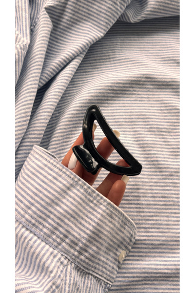 YOYYO Black Matte Geometric Half Moon Clasp - Strong Hold Hair Accessory