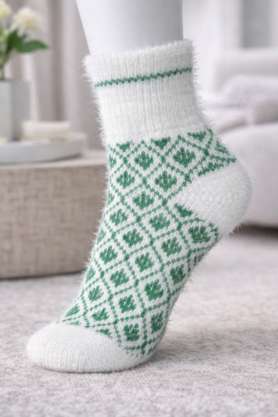 ANUK GRUP Kadın Peluş Saçaklı Çorap Uyku Çorabı