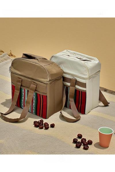 BEC39 Insulated padded travel bag with a touch of authentic aesthetics