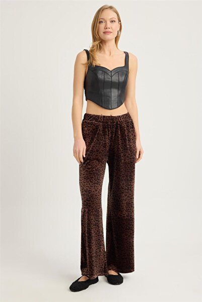HomeStore Leopard Patterned Velvet Trousers
