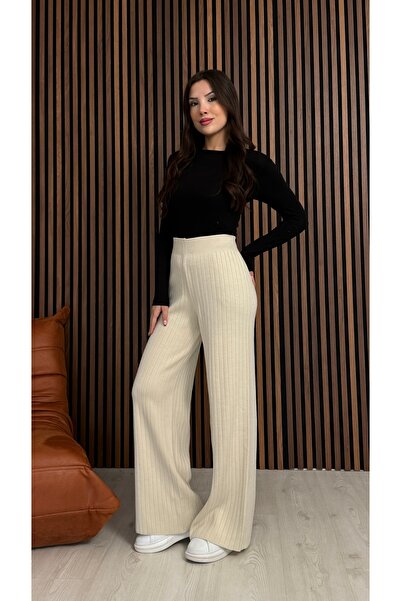 Leo Ferre بنطلون تريكو مريح للنساء من كيريم مقاس 25703