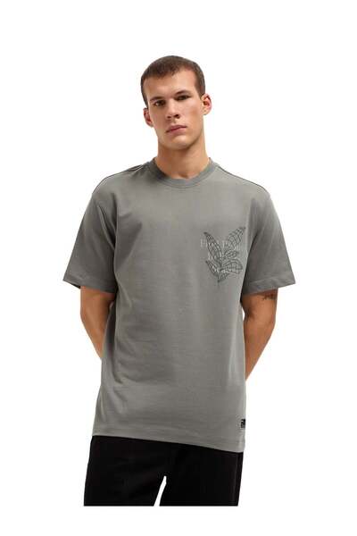 The Bear House Men’s Short Sleeve T-Shirt, Soft Fabric, Comfortable Fit & Cas...
