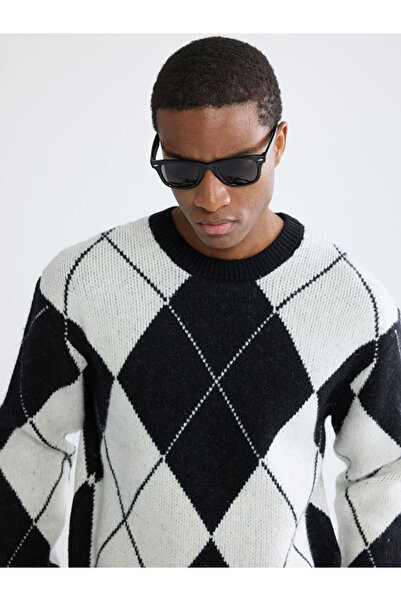 LC Waikiki Black Diamond Patterned Knitwear Men's Sweater