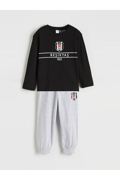 LC Waikiki RMZ GİYİM FARKIYLA طقم بيجامة للأولاد مطبوع ومعتمد