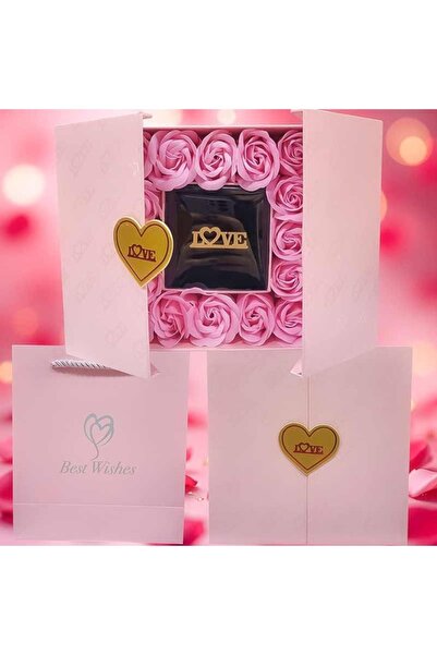 naniland.ro Set cadou romantic cu trandafiri și colier LOVE