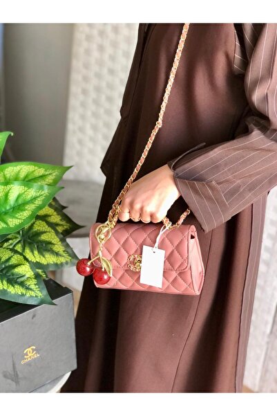 GGGG Bags with their accessories