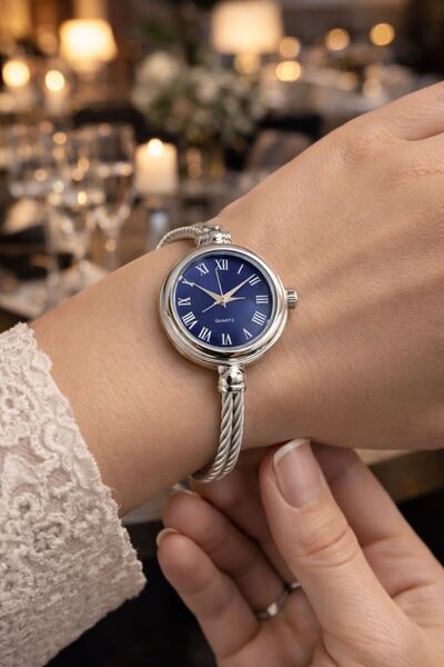 LOOQ Roman Numeral Steel Cordom Women's Wristwatch