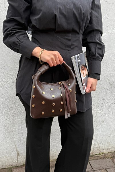 Store Sarbe Model Zımba Detaylı Kadın Deri Çanta