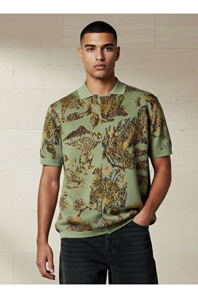 Iconic تيشيرت بولو رجالي بأكمام قصيرة وياقة من قماش الجاكار، بقصة عادية