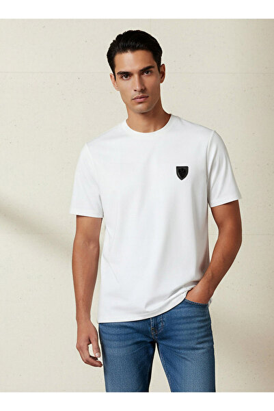 Emperor Men Regular Fit Crew Neck Short Sleeve Badge Accent T-shirt