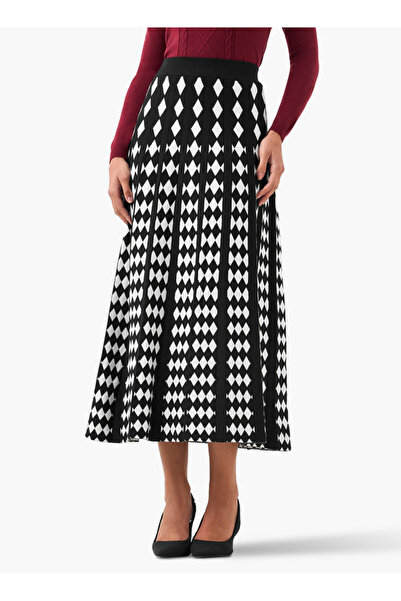 2Xtremz Midi Viscose Blend A-line Skirt with Geometric Texture