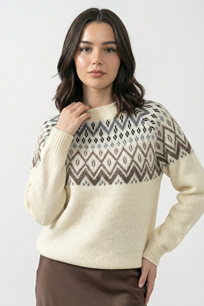 InStyle Ecru Knit Sweater with Patterned Collar