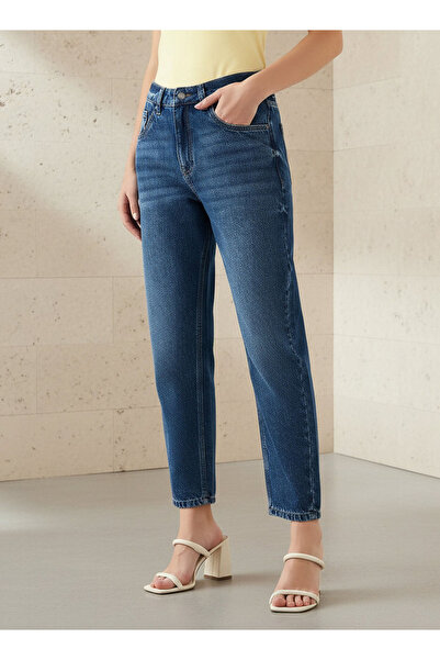 FAV Women Mom Fit High-Rise Jeans