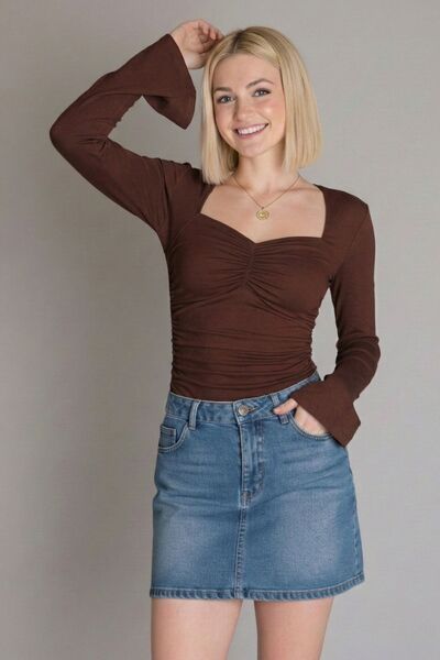 moddosa fashion Women's Sweetheart Neckline Gathered Front and Hem Slit Spani...