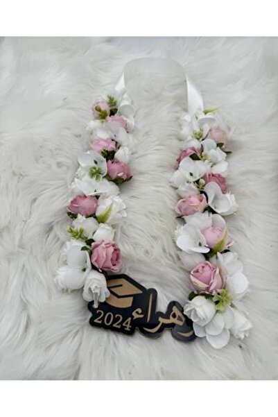 chocogift قلادة تخرج على شكل زهرة