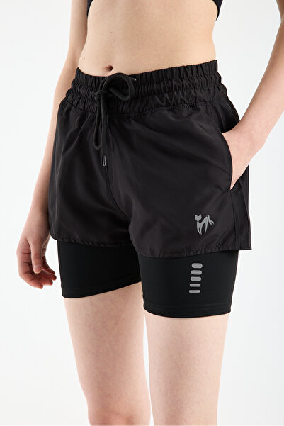 Gugus Γυναικείο σορτς με εσωτερικό κολάν με στάμπα και διπλές τσέπες για αθλη...