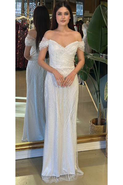 Abiyeniall Kırık Beyaz Madonna Yaka Sırt Dekolteli Düz Kesim Pullu Boncuklu U...