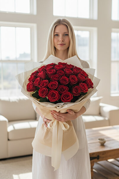 REİNA tamamen el yapımı hediyelik ömür boyu bozulmayan hediyelik gül Buketi