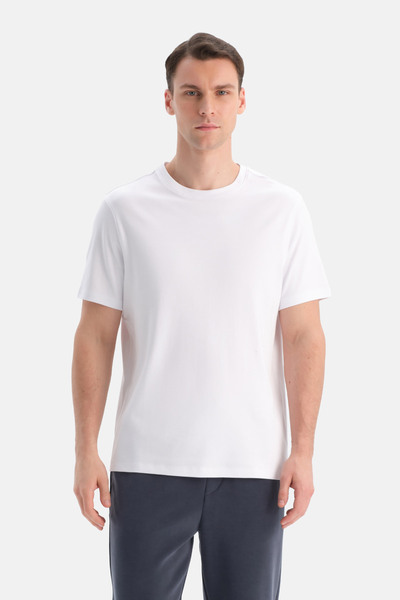 Dagi TRIOCĂ BIS CU DETALIARE DE CUSUT PE SPATE