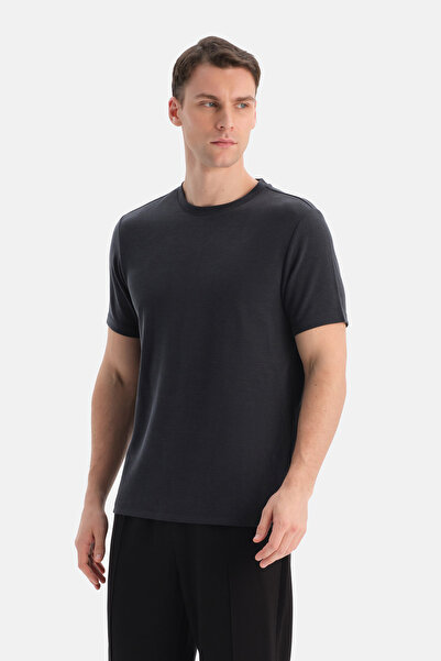 Dagi Bis Yaka Modal Pi̇ke Ti̇şört