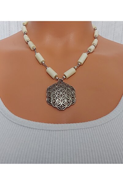 Nej Bone Necklace with Metal Apparatus