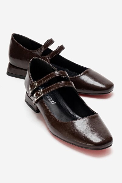 CCWAY AYAKKABI Women's Blunt Toe Double Piped Heeled Shoes; Brown Wrinkled