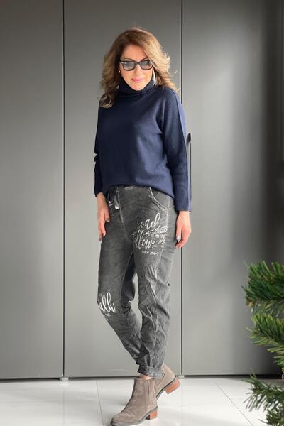 MİSLİNA BUTİK İthal Pul Detay Yazı Desen Antrasit Pantolon