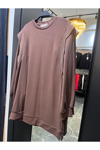 Butik OMUZDA ZİNCİR DETAY TUNİK KAHVE
